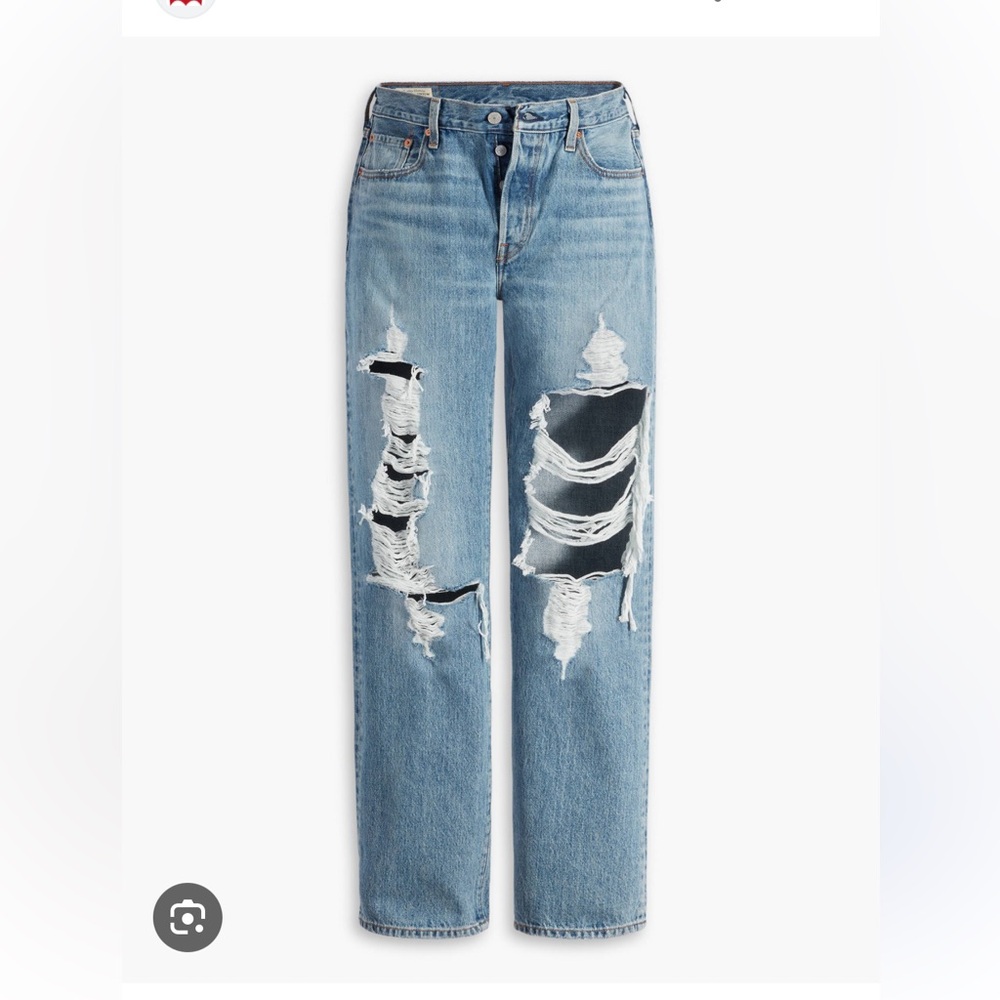 Levi’s Distressed Women's Jeans
